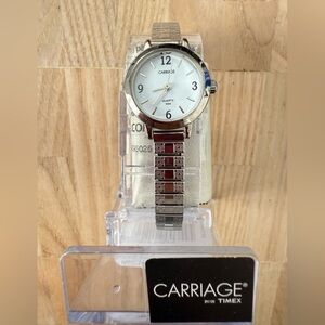 Carriage by Timex ladies silver tone classic watch NEW BATTERY